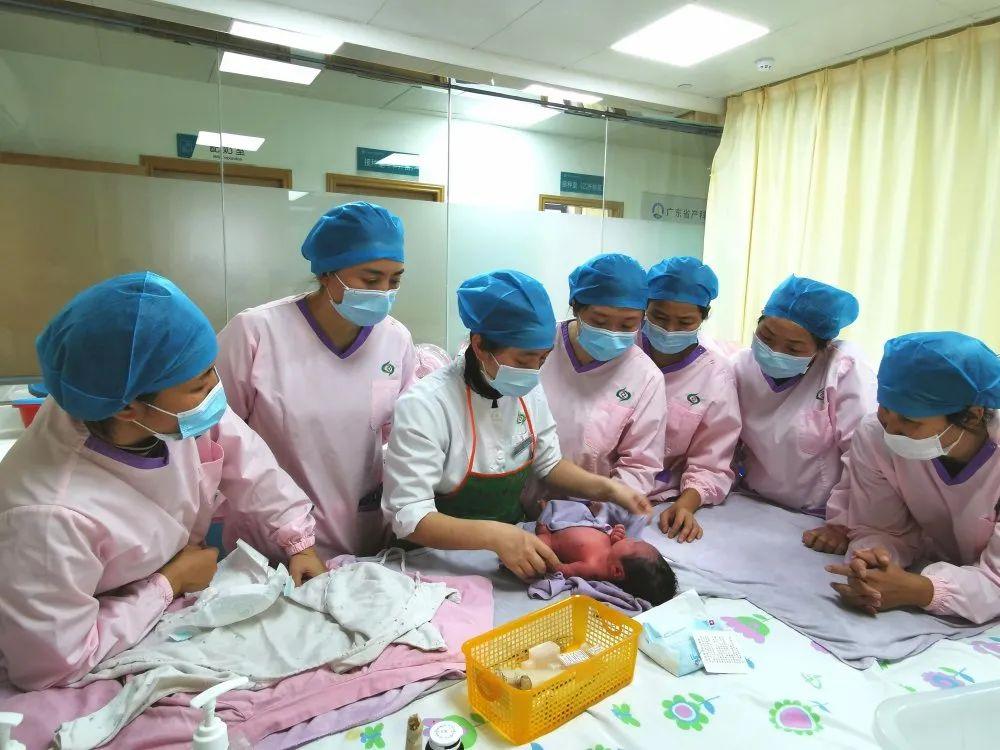 牡丹江妇婴监护型护送
